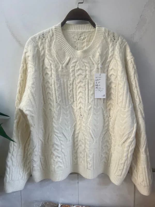 Off-White Cable-Texture Crew-Neck Loose-Fit Pullover
