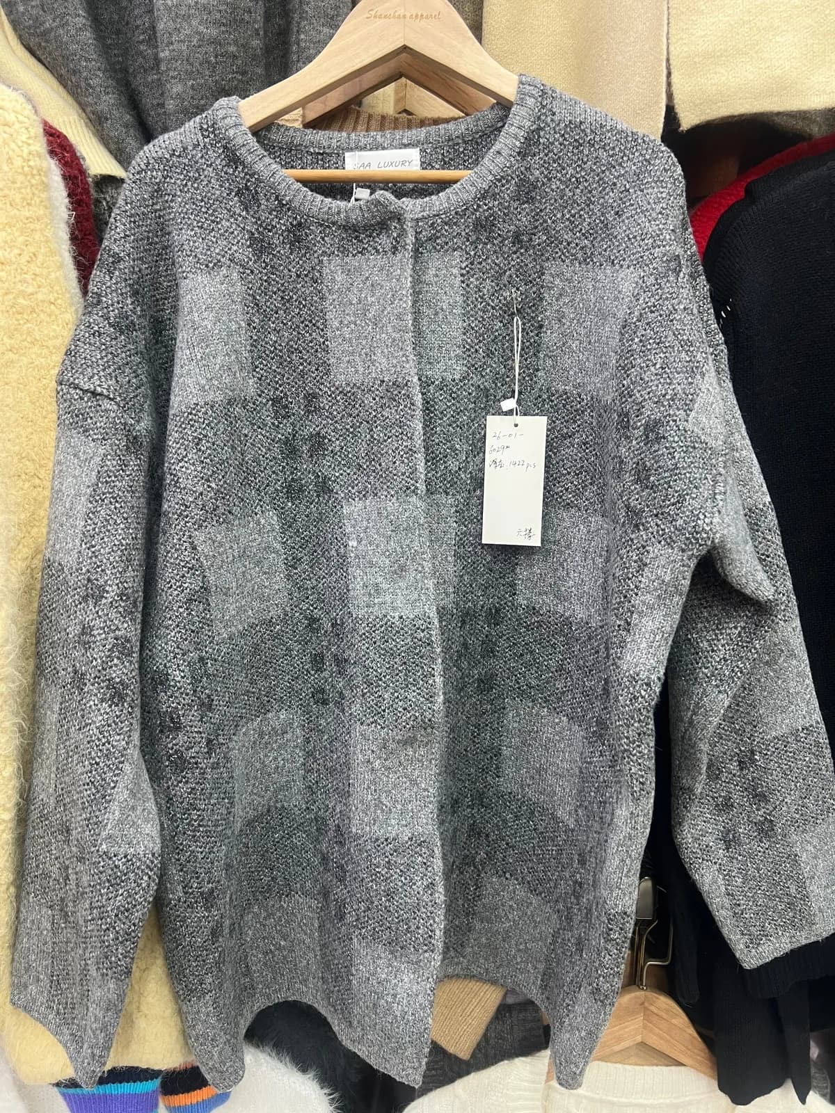 Gray Black Big Check Crew-Neck Loose-Fit Knit Pullover