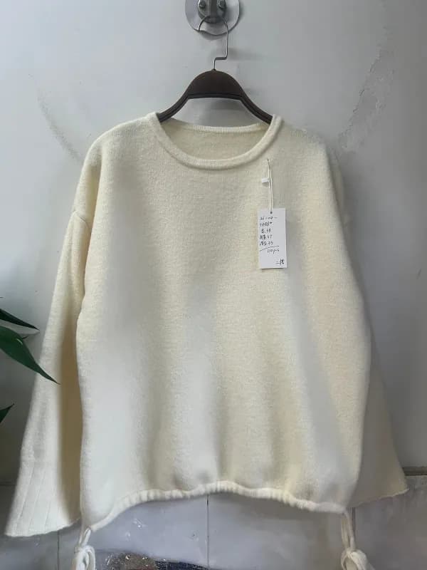 Cream Minimal Crew-Neck Basic Knit Pullover