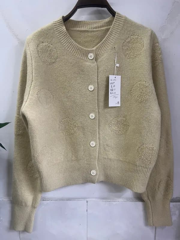 Cream Yellow V-Neck Minimal Button Knit Cardigan
