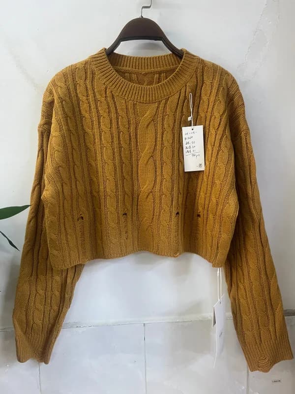 Caramel Cropped Crew-Neck Pullover Knit Sweater