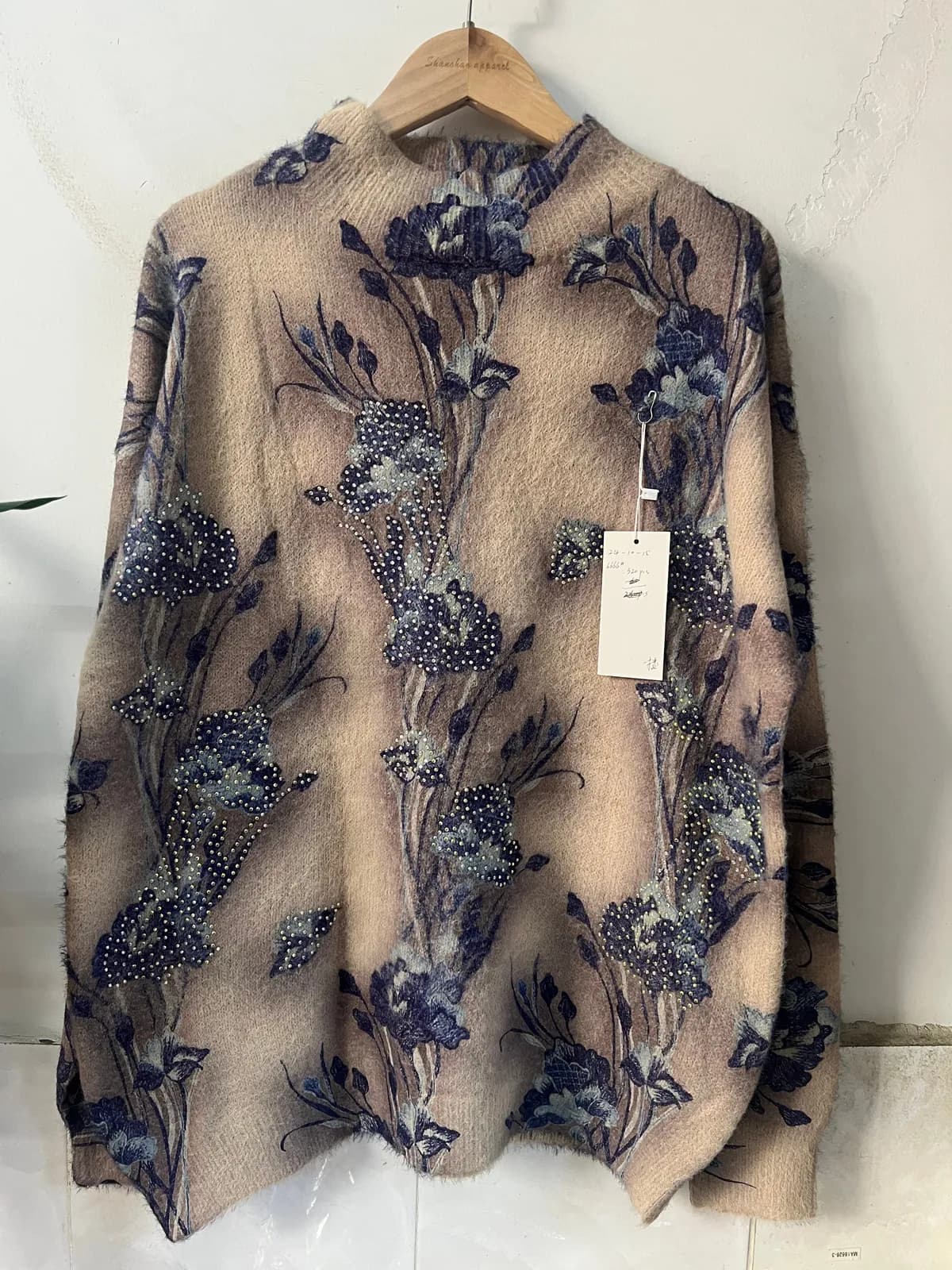 Dark-Tone Ink-Wash Floral Vintage Loose-Fit Knit Sweater