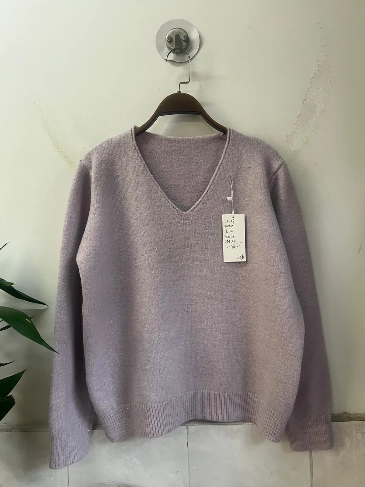 Taro Purple Minimal V-Neck Basic Knit Pullover