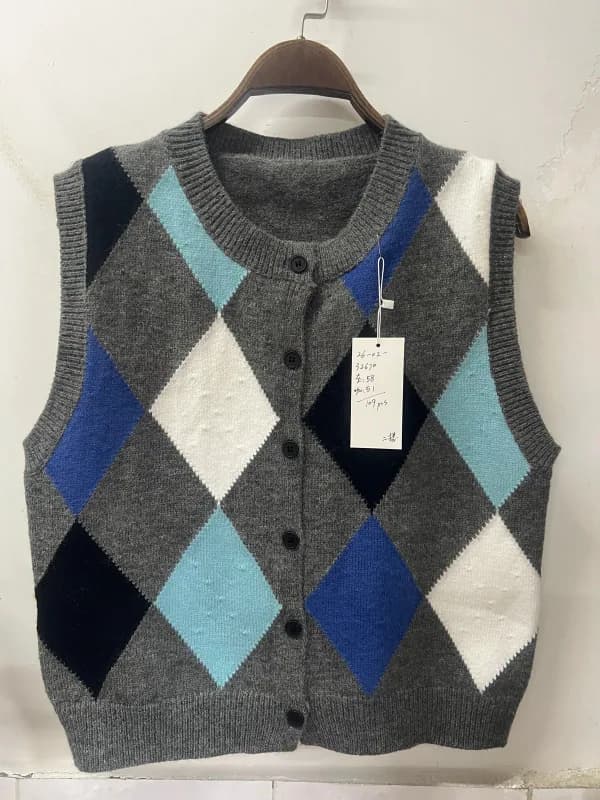 Blue Gray Diamond Color-Block V-Neck Knit Vest